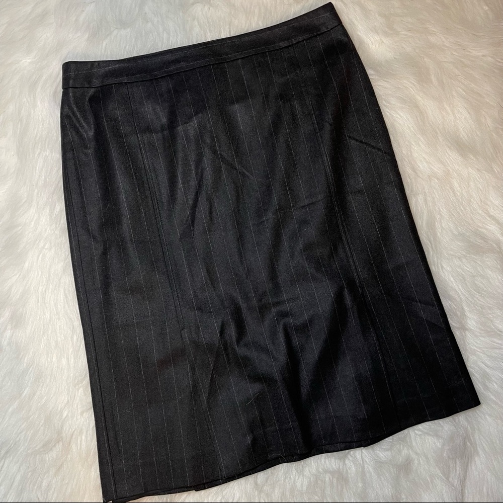 Theory Wool Dark Gray Stripped Skirt